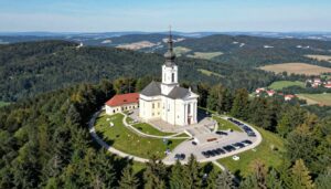 Góra Świętej Anny mapa z widokiem na sanktuarium i okoliczne tereny